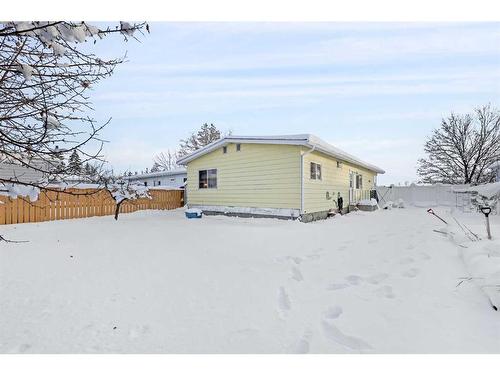 102 Brentwood Drive, Strathmore, AB - Outdoor