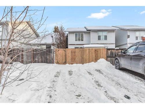 6652 Temple Drive Ne, Calgary, AB - Outdoor