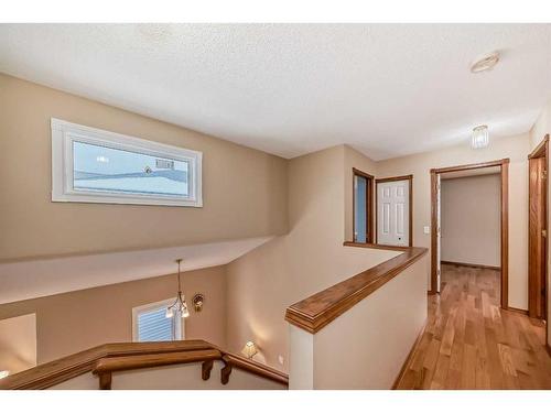 100 Arbour Ridge Circle Nw, Calgary, AB - Indoor Photo Showing Other Room