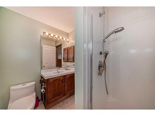 100 Arbour Ridge Circle Nw, Calgary, AB - Indoor Photo Showing Bathroom