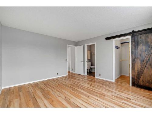 12 Riverwood Crescent Se, Calgary, AB - Indoor Photo Showing Other Room