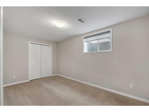 12 Riverwood Crescent Se, Calgary, AB - Indoor Photo Showing Other Room