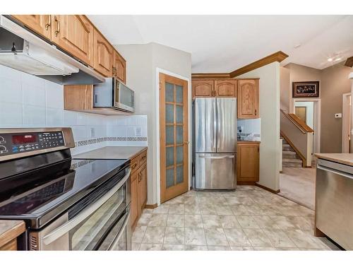 267 Valley Brook Circle Nw, Calgary, AB - Indoor Photo Showing Kitchen With Stainless Steel Kitchen