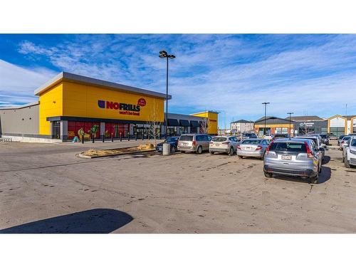 315-40 Carrington Plaza Nw, Calgary, AB - Outdoor