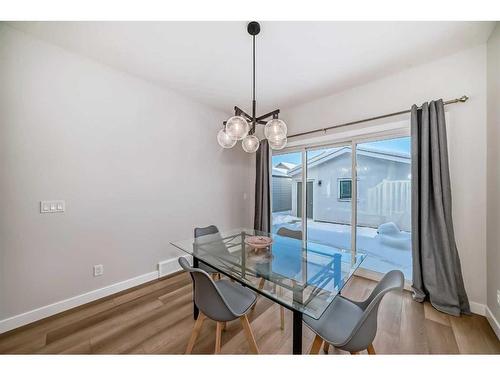 44 Treeline Manor Sw, Calgary, AB - Indoor Photo Showing Dining Room