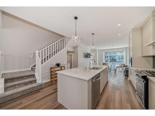 44 Treeline Manor Sw, Calgary, AB - Indoor Photo Showing Kitchen With Upgraded Kitchen