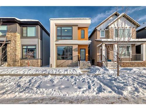 44 Treeline Manor Sw, Calgary, AB - Outdoor With Facade