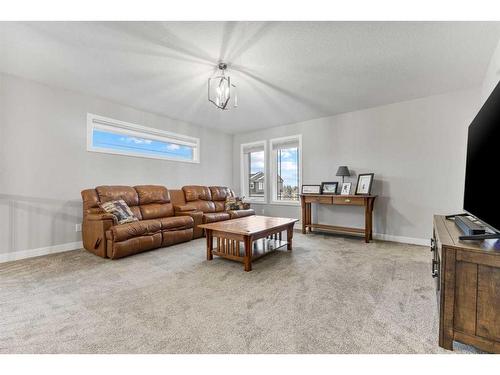 248 Sandpiper Crescent, Chestermere, AB - Indoor Photo Showing Living Room