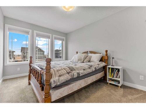 248 Sandpiper Crescent, Chestermere, AB - Indoor Photo Showing Bedroom