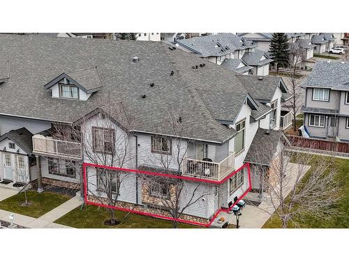 105-31 Everridge Square Sw, Calgary, AB - Outdoor