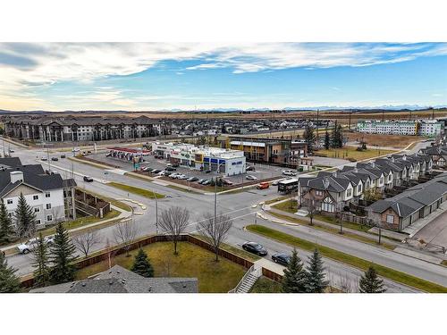 105-31 Everridge Square Sw, Calgary, AB - Outdoor With View