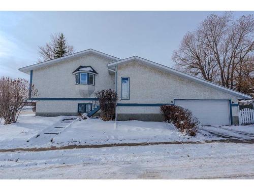 1102 Whitfield Avenue, Crossfield, AB - Outdoor