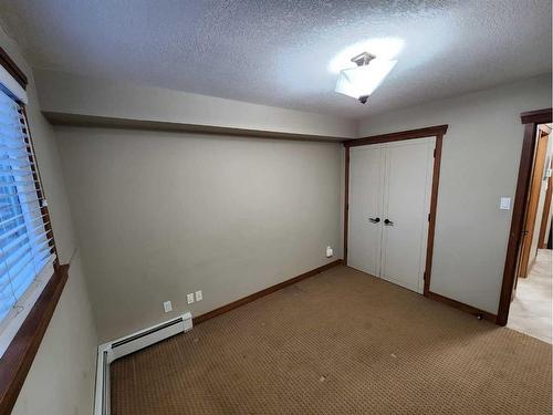 110-315 50 Avenue Sw, Calgary, AB - Indoor Photo Showing Other Room