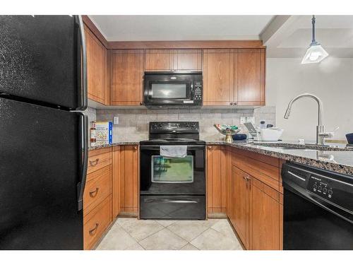 110-315 50 Avenue Sw, Calgary, AB - Indoor Photo Showing Kitchen