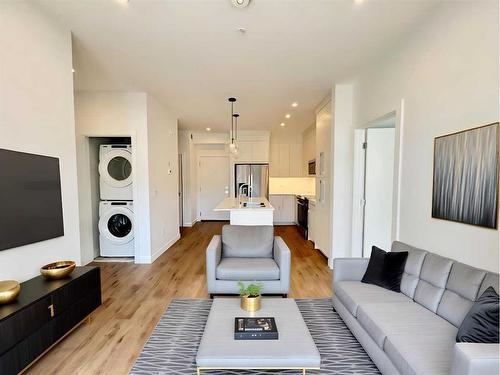 2220-395 Skyview Parkway Ne, Calgary, AB - Indoor Photo Showing Living Room