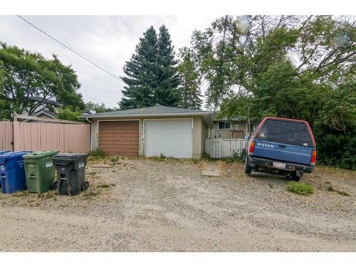 3603 2 Street Nw, Calgary, AB - Outdoor