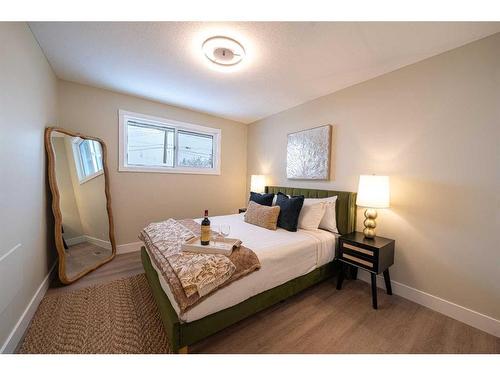 2111 Vista Crescent Ne, Calgary, AB - Indoor Photo Showing Bedroom