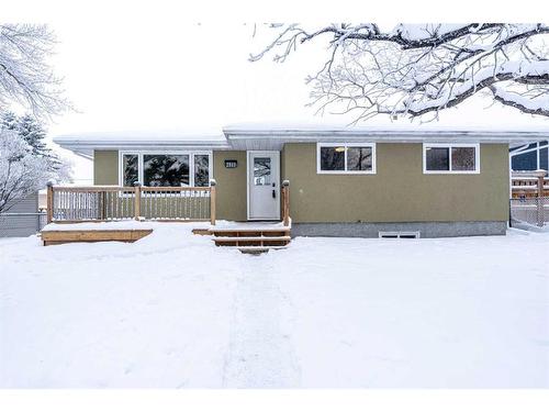 2111 Vista Crescent Ne, Calgary, AB - Outdoor With Deck Patio Veranda