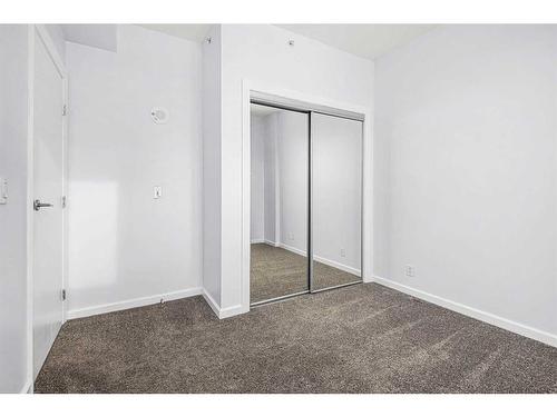 1810-210 15 Avenue Se, Calgary, AB - Indoor Photo Showing Other Room