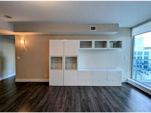 509-560 6 Avenue Se, Calgary, AB - Indoor Photo Showing Other Room