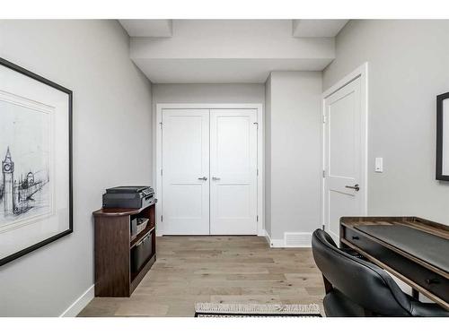 51 Quarry Common Se, Calgary, AB - Indoor Photo Showing Other Room