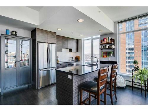 1505-1500 7 Street Sw, Calgary, AB - Indoor Photo Showing Kitchen With Stainless Steel Kitchen