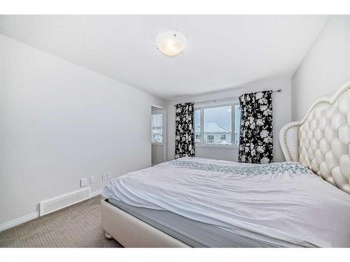 118 Cityscape Terrace Ne, Calgary, AB - Indoor Photo Showing Bedroom