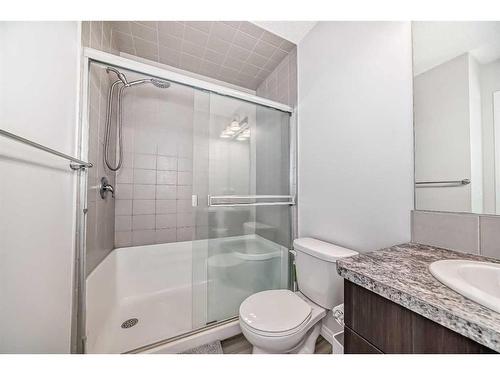 118 Cityscape Terrace Ne, Calgary, AB - Indoor Photo Showing Bathroom