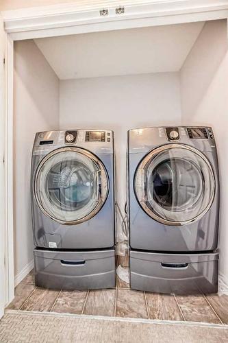 118 Cityscape Terrace Ne, Calgary, AB - Indoor Photo Showing Laundry Room