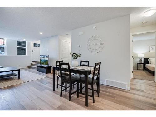 343 Cranbrook Square Se, Calgary, AB - Indoor Photo Showing Dining Room