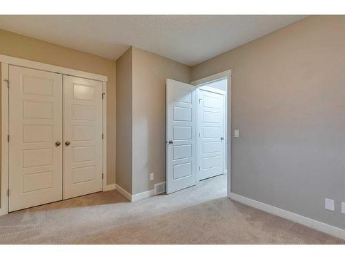 426 Covecreek Circle Ne, Calgary, AB - Indoor Photo Showing Other Room