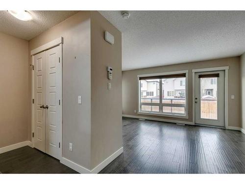 426 Covecreek Circle Ne, Calgary, AB - Indoor Photo Showing Other Room