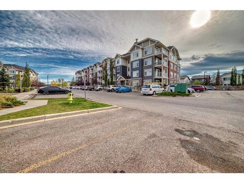 6413-155 Skyview Ranch Way Ne, Calgary, AB - Outdoor