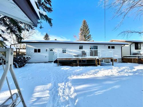 810 7 Avenue Ne, Three Hills, AB - Outdoor With Deck Patio Veranda