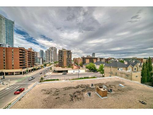 408-1315 12 Avenue Sw, Calgary, AB - Outdoor With View