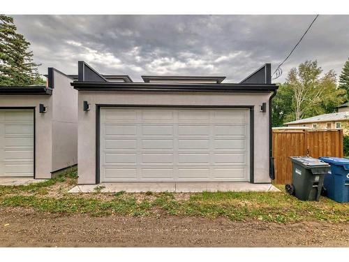 615 19 Avenue Nw, Calgary, AB - Outdoor With Exterior