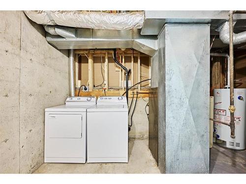 770 Ranchview Circle Nw, Calgary, AB - Indoor Photo Showing Laundry Room