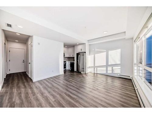 3108-350 Livingston Common Ne, Calgary, AB - Indoor