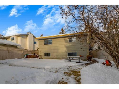 116 Sunvale Crescent Se, Calgary, AB - Outdoor