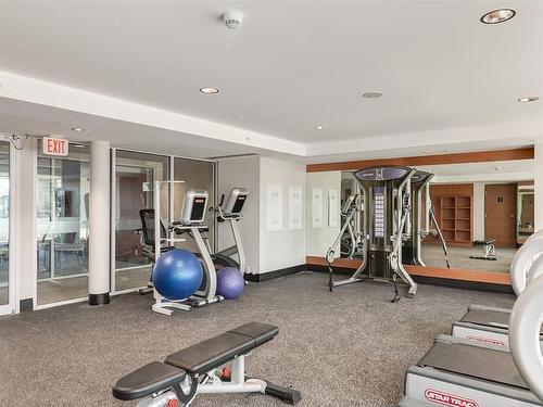 906-510 6 Avenue Se, Calgary, AB - Indoor Photo Showing Gym Room