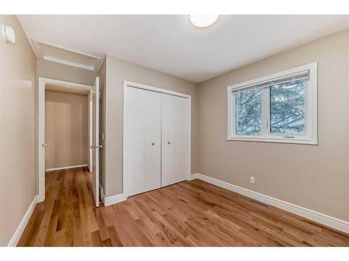 133 38 Avenue Sw, Calgary, AB - Indoor Photo Showing Other Room