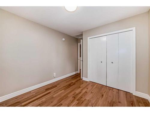 133 38 Avenue Sw, Calgary, AB - Indoor Photo Showing Other Room