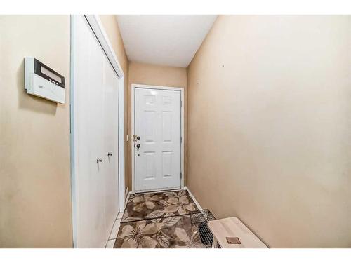 133 38 Avenue Sw, Calgary, AB - Indoor Photo Showing Other Room