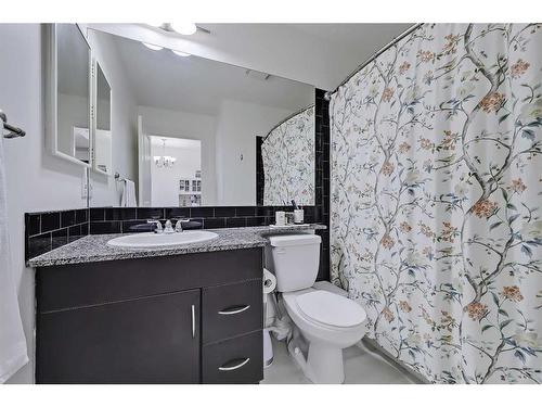 4306-5605 Henwood Street Sw, Calgary, AB - Indoor Photo Showing Bathroom