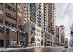 604-920 5 Avenue SW Calgary, AB T2P 5P6