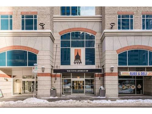 604-920 5 Avenue Sw, Calgary, AB - Outdoor