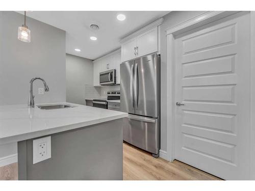 81-230 Seton Passage Se, Calgary, AB - Indoor Photo Showing Kitchen With Stainless Steel Kitchen With Upgraded Kitchen