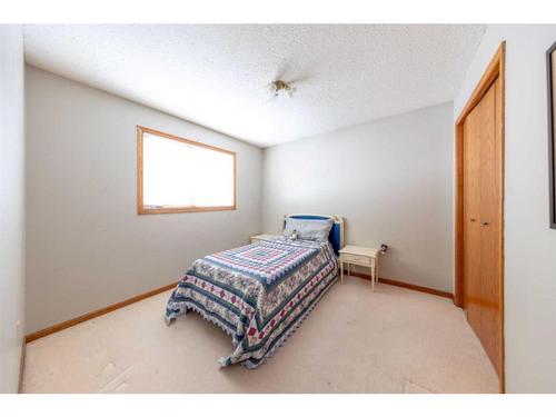 3801 57A Avenue, Lloydminster, AB - Indoor Photo Showing Bedroom