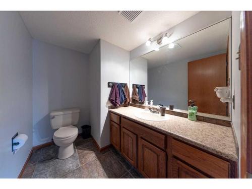 3801 57A Avenue, Lloydminster, AB - Indoor Photo Showing Bathroom