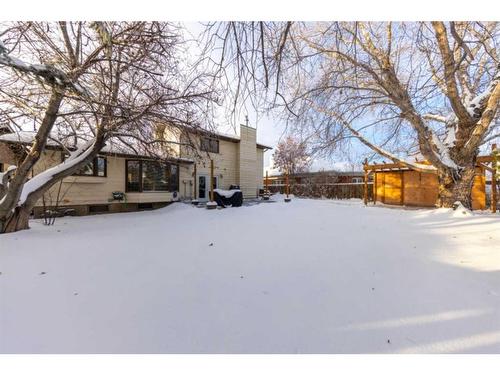 3801 57A Avenue, Lloydminster, AB - Outdoor